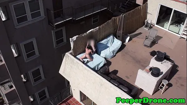 Vroča Drone films rooftop sex sveža cev