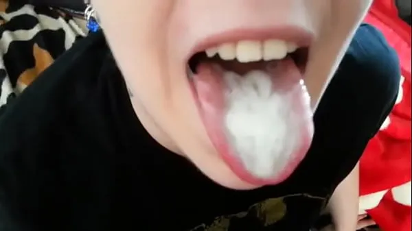 Hot Girlfriend takes all sperm in mouth fresh Tube