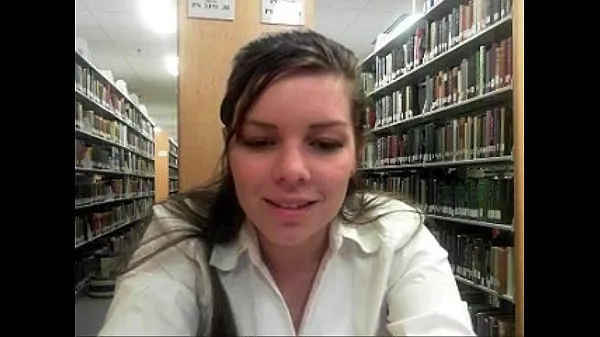 Teen masturbates and squirts in library أنبوب جديد ساخن