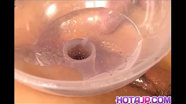 뜨거운 Kawai Yui gets vibrator and glass in pussy 신선한 튜브