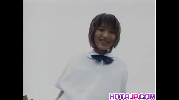 Akane Yoshizawa in uniform gives blowjob Tiub segar panas