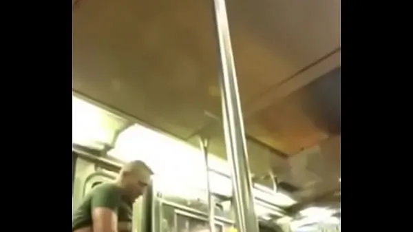 Ống nóng Sexo en el metro tươi