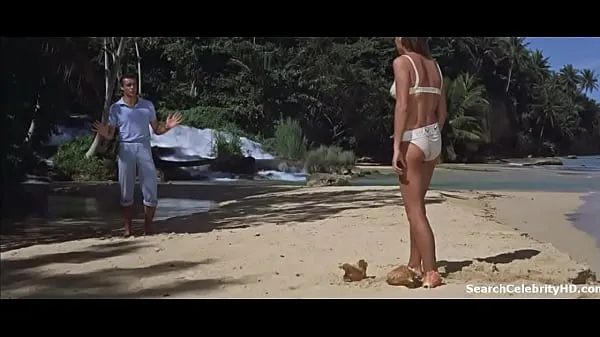 گرم Ursula Andress in 1962 تازہ ٹیوب