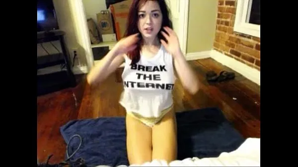 ร้อนแรง Teen with Huge Natural Tits plays on Webcam หลอดสด