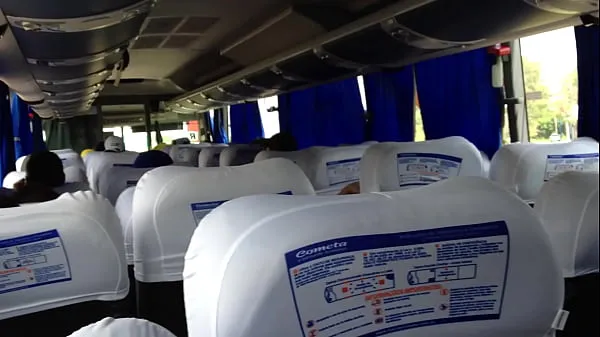Chaud Bus public branler - se déshabiller et Tube frais