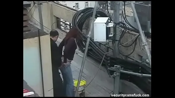 Varmt Spy Cam Catch Fucking on Roof Top frisk rør