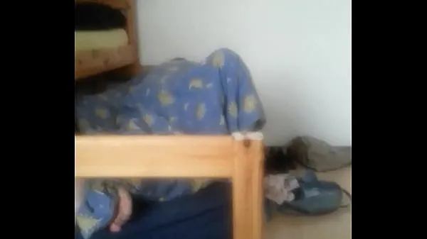 Vroča friend fucking his girl in my spare bed sveža cev