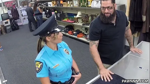 Gorąca Fucking Ms. Police Officer - XXX Pawn świeża tuba
