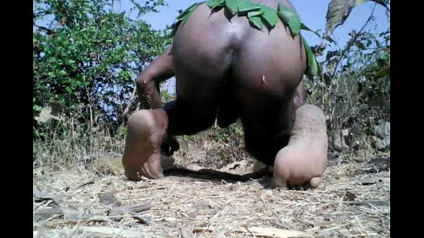 热的 Tarzan Boy Nude Safar In Jungle 新鲜的管