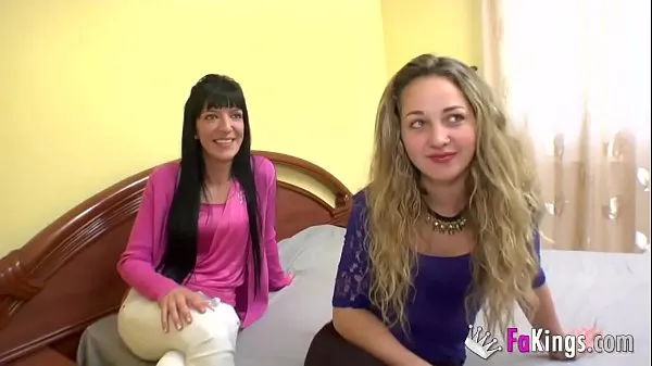 Vroča Africa's best friend makes her porn debut thanks to her in an amazing threesome sveža cev