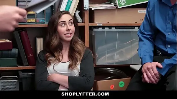 Vroča Shoplyfter - Naughty Teen (Lexi Lovell) Takes Two Cocks sveža cev