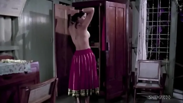 Tabung segar Various Indian actress Topless & Nipple Slip Compilation panas