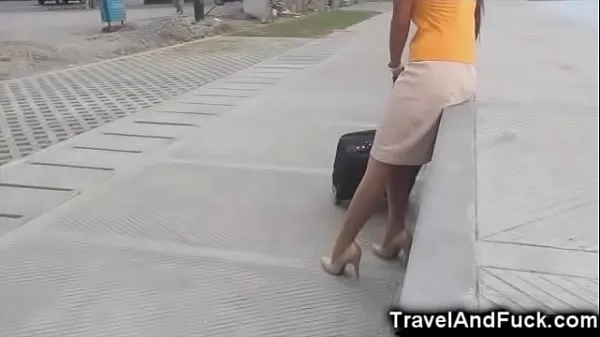 Vroča Traveler Fucks a Filipina Flight Attendant sveža cev