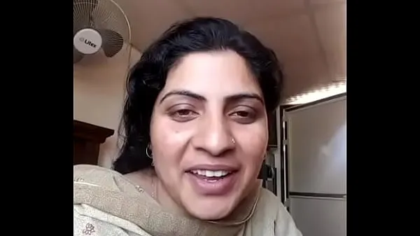 Sıcak pakistani aunty sex taze Tüp