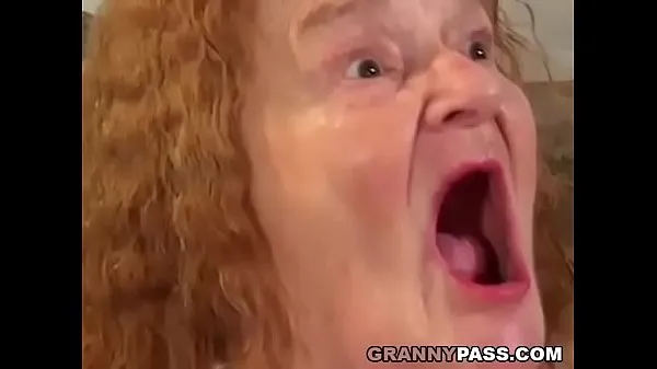Tabung segar Granny Wants Young Cock panas
