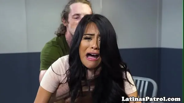 Hot Undocumented latina drilled by border officer fresh Tube