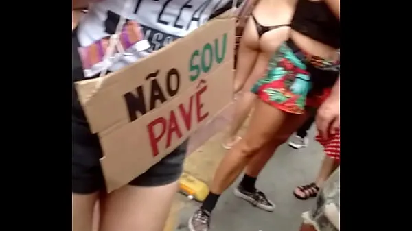 Gorąca Loirinha desfilando no centro de sp carnaval de rua świeża tuba