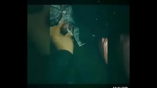 گرم Masturbating a clinte in the subway تازہ ٹیوب