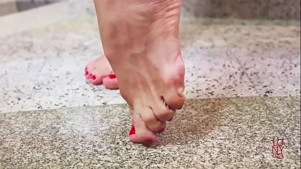 Sıcak Sweet feet - Foot job and foot fetish with Lohanny Brandao taze Tüp