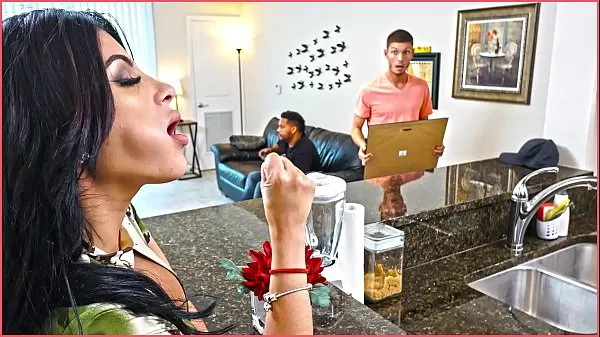 गरम BANGBROS - Kitty Caprice Gets Her Latin Big Ass Fucked While Her BF Is Home ताज़ा ट्यूब