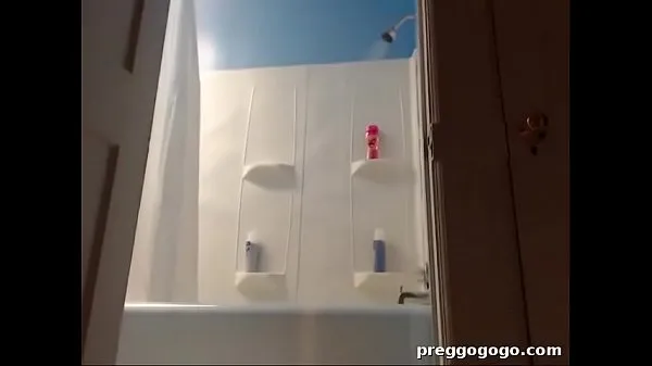 Hot pregnant girl taking shower on webcam Tiub segar panas