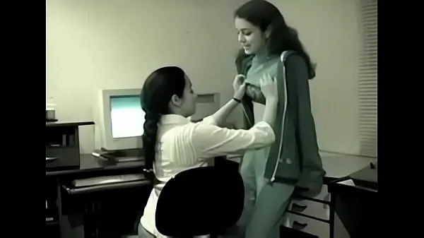Two young Indian Lesbians have fun in the office Tiub segar panas