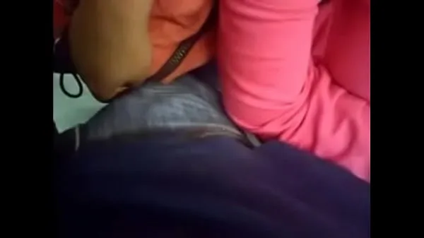 Lund (penis) caught by girl in bus أنبوب جديد ساخن
