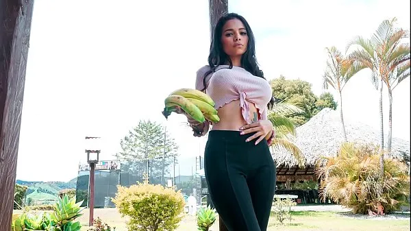 Vroča MAMACITAZ - Garcia - Sexy Latina Tastes Big Cock And Gets Fucked sveža cev