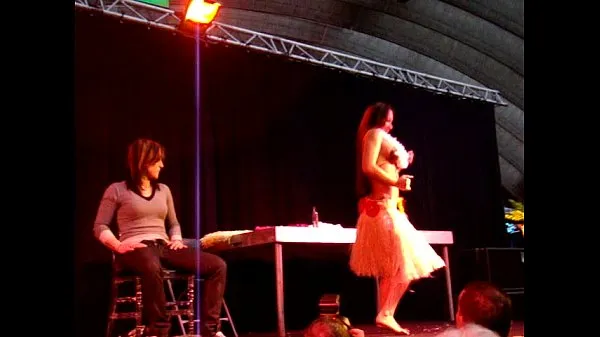 Ống nóng Miss Tiaré - Lesbian show - Eropolis Nice France 2013-02-10 tươi