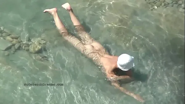 Ống nóng Nude teen girls on the nudist beaches compilation tươi