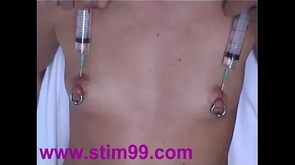 Varm Injection Saline in Breast Nipples Pumping Tits & Vibrator färsk tub