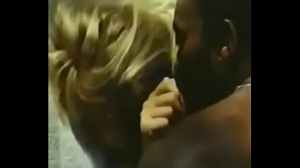 Kuuma Black man blonde wife tuore putki