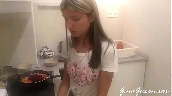 Vroča I'm cooking russian borch again sveža cev