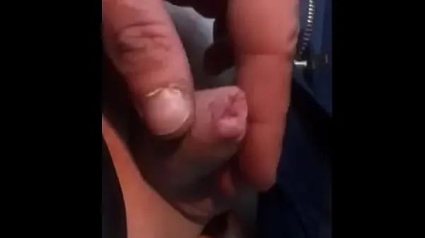 Ζεστό Little dick squirts with two fingers φρέσκο ​​σωλήνα