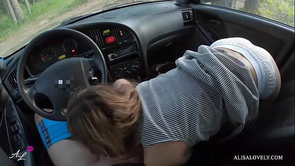 Varmt Horny Passenger Sucks Dick While Driving Car and Fucks Driver POV - Alisa Lovely frisk rør