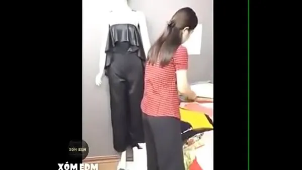 Beautiful girls try out clothes and show off breasts before webcam أنبوب جديد ساخن