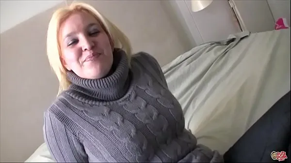 Varm The chubby neighbor shows me her huge tits and her big ass färsk tub