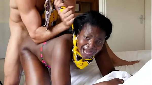 Горячий Немецкий турист трахает африканскую девушку свежий тюбик