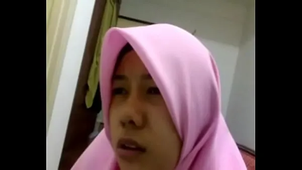 گرم Ustazah Bertudung Pink تازہ ٹیوب