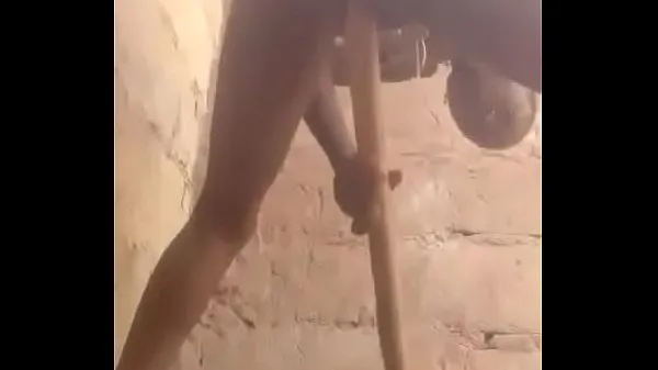 Gorąca African girl stick fuck świeża tuba