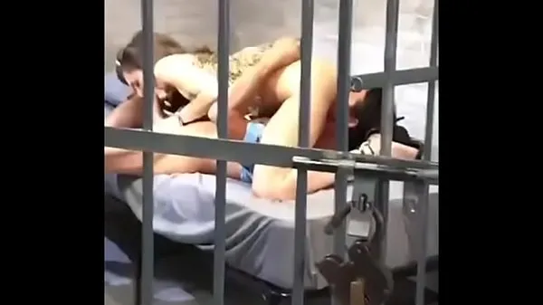 Ống nóng Riley Reid give Blowjob to Prison Guard then Fucks him tươi