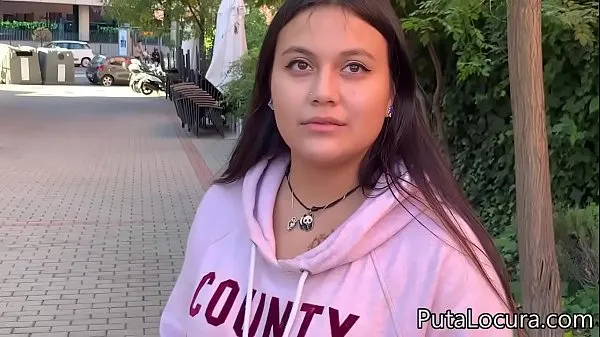 Gorąca An innocent Latina teen fucks for money świeża tuba