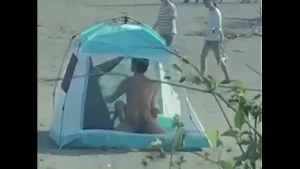 گرم The couple make love in the tent تازہ ٹیوب