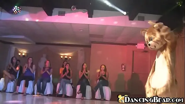 Ống nóng DANCING BEAR - Oh What Fun We Can Have With Thirty Girls And A Cup tươi