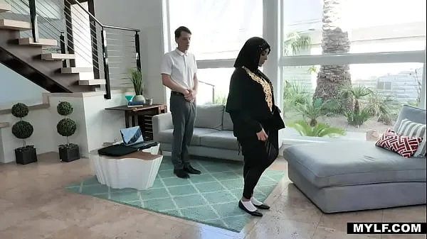 ร้อนแรง Arab MILF Craves For Young Cock- Kylie Kingston หลอดสด