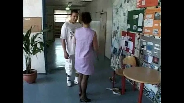 German Cleaning Woman get fucked by young guy Tiub segar panas