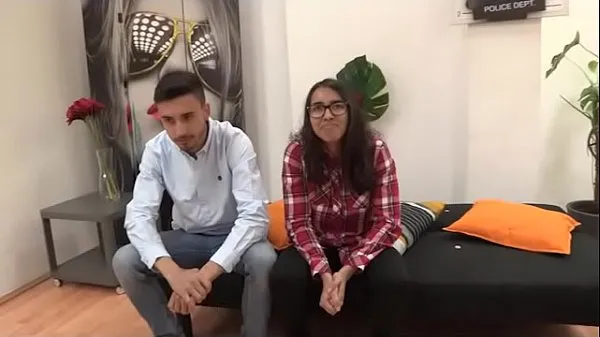 Sıcak Brunette youtuber has decided to do a porno taze Tüp