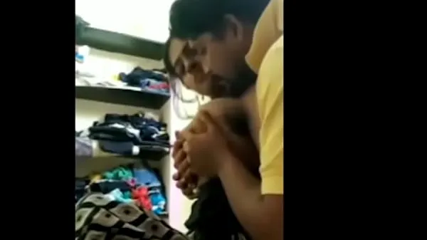 Vroča Bhabhi Devar Home sex fun During Lockdown sveža cev