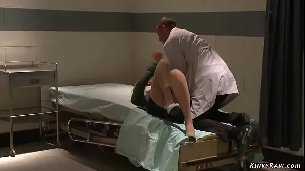 Blonde Mona Wales searches for help from doctor Mr Pete who turns the table and rough fucks her deep pussy with big cock in Psycho Ward Tiub segar panas