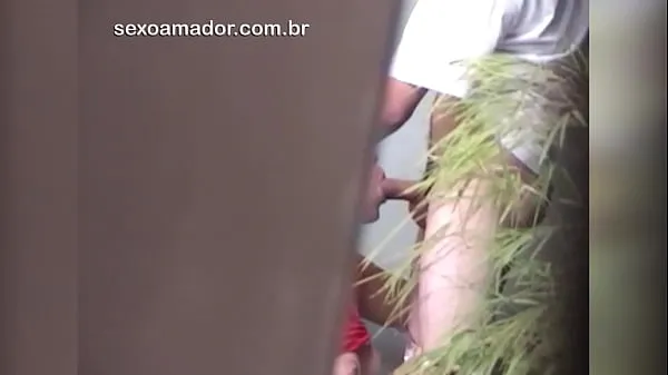 Forró Young people forbidden to fuck in their parents' homes are exposed in public and are caught on video friss cső